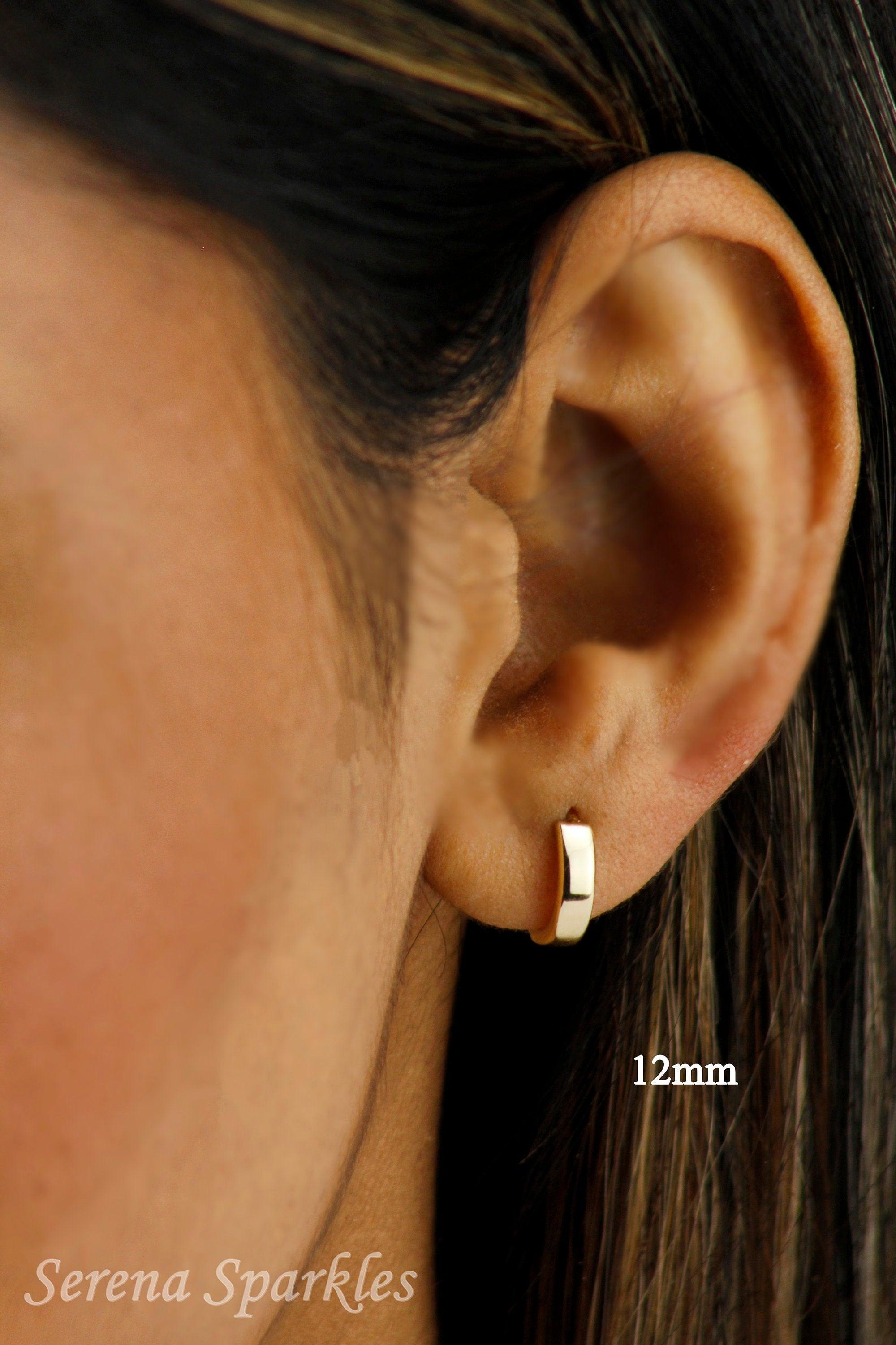 Dainty 10K Solid Gold Minimalist Huggie Hoop Earrings for Everyday Wear.