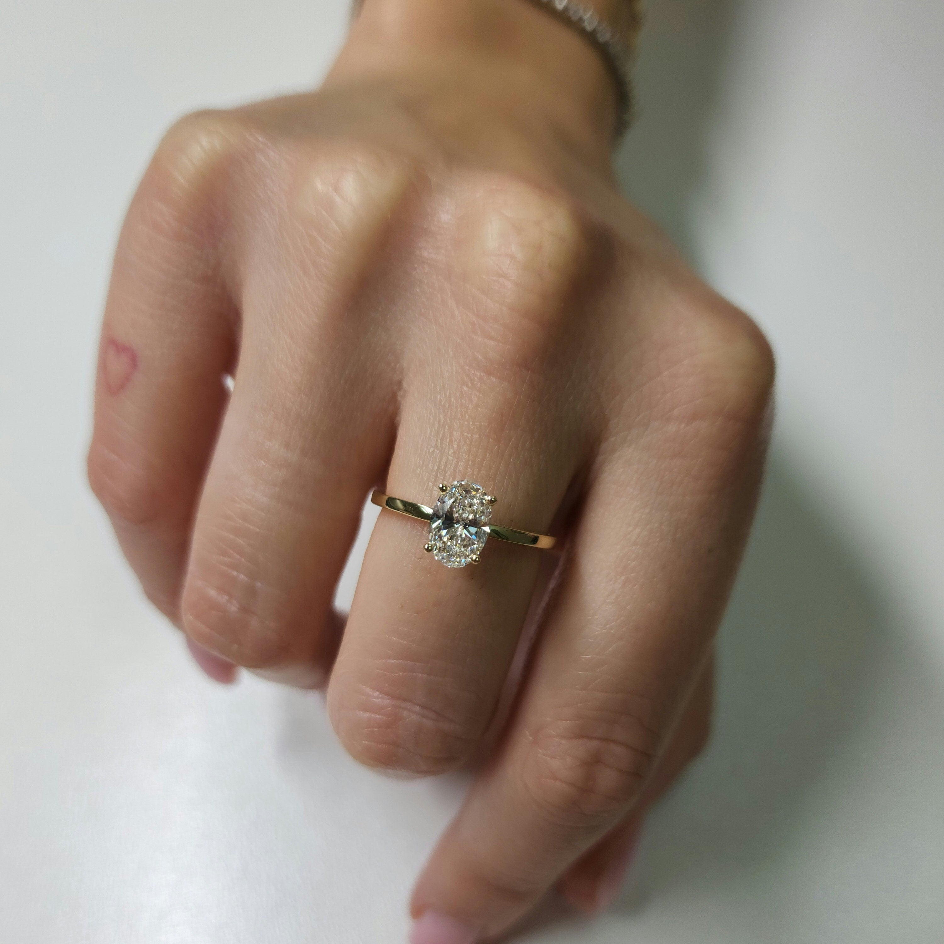 Oval Lab Grown Diamond Ring in 14K Gold – Classic Engagement Ring