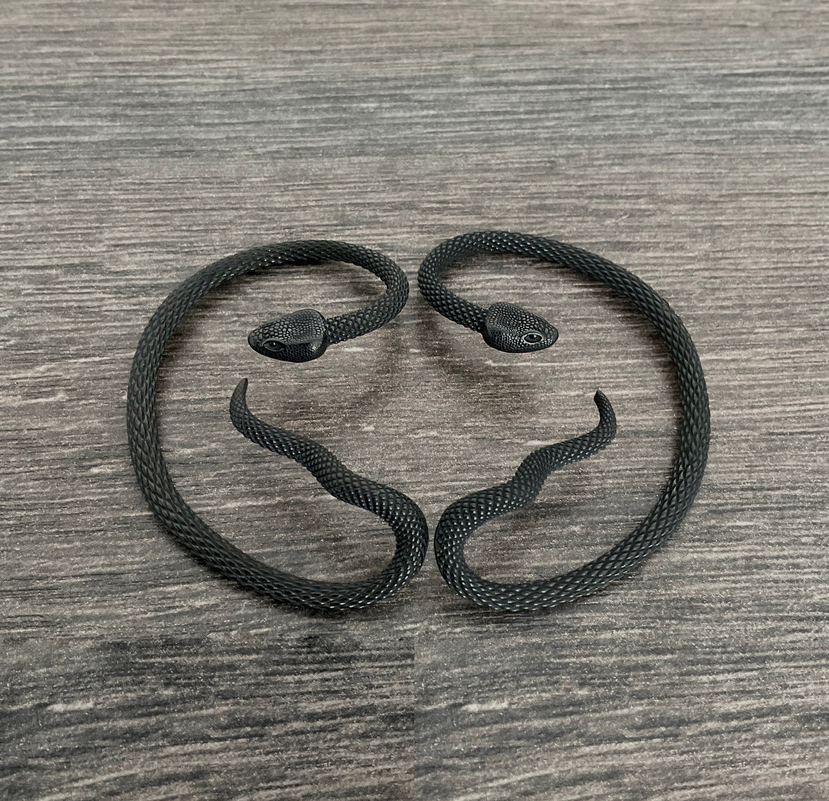 Snake Ear Cuff, No Piercing Gothic Earring, Unisex Goth Stainless Steel Jewelry