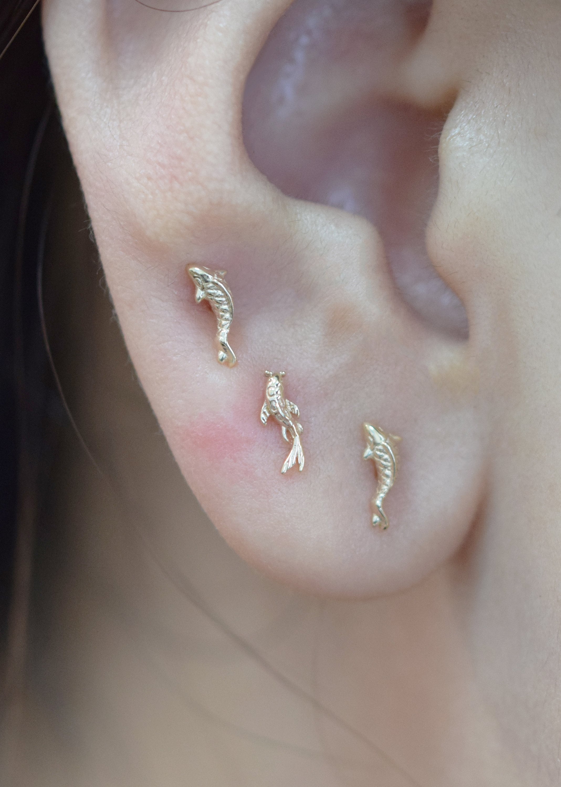 14K Solid Gold Koi Fish Cartilage Earring Tiny Tragus Stud Helix Conch Piercing Cute Stud Earring Minimalist Earrings Flat Back Earring