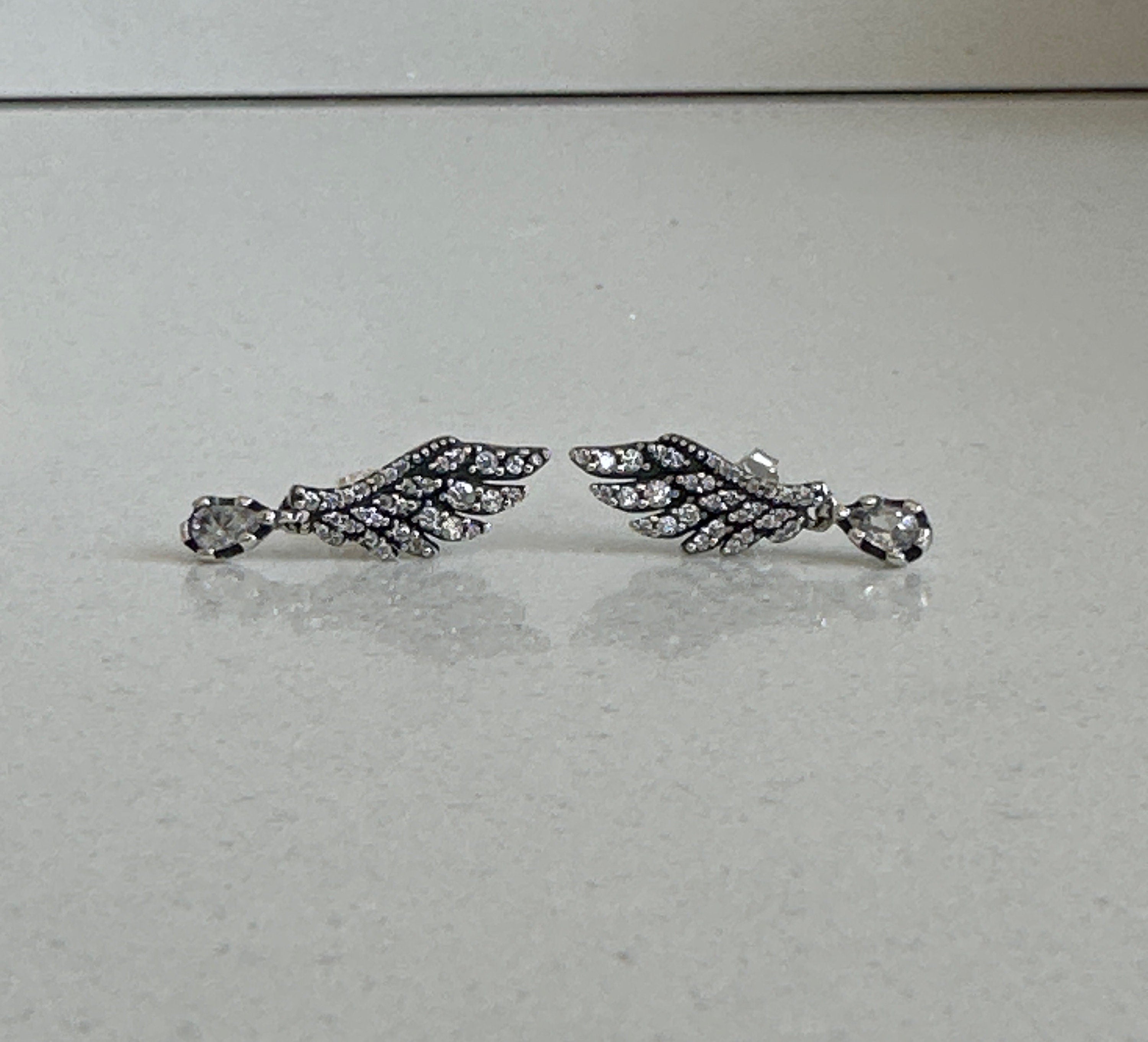 Pandora Silver 925S ALE Dangling Angel Wings Stud Earrings Free Gift Box