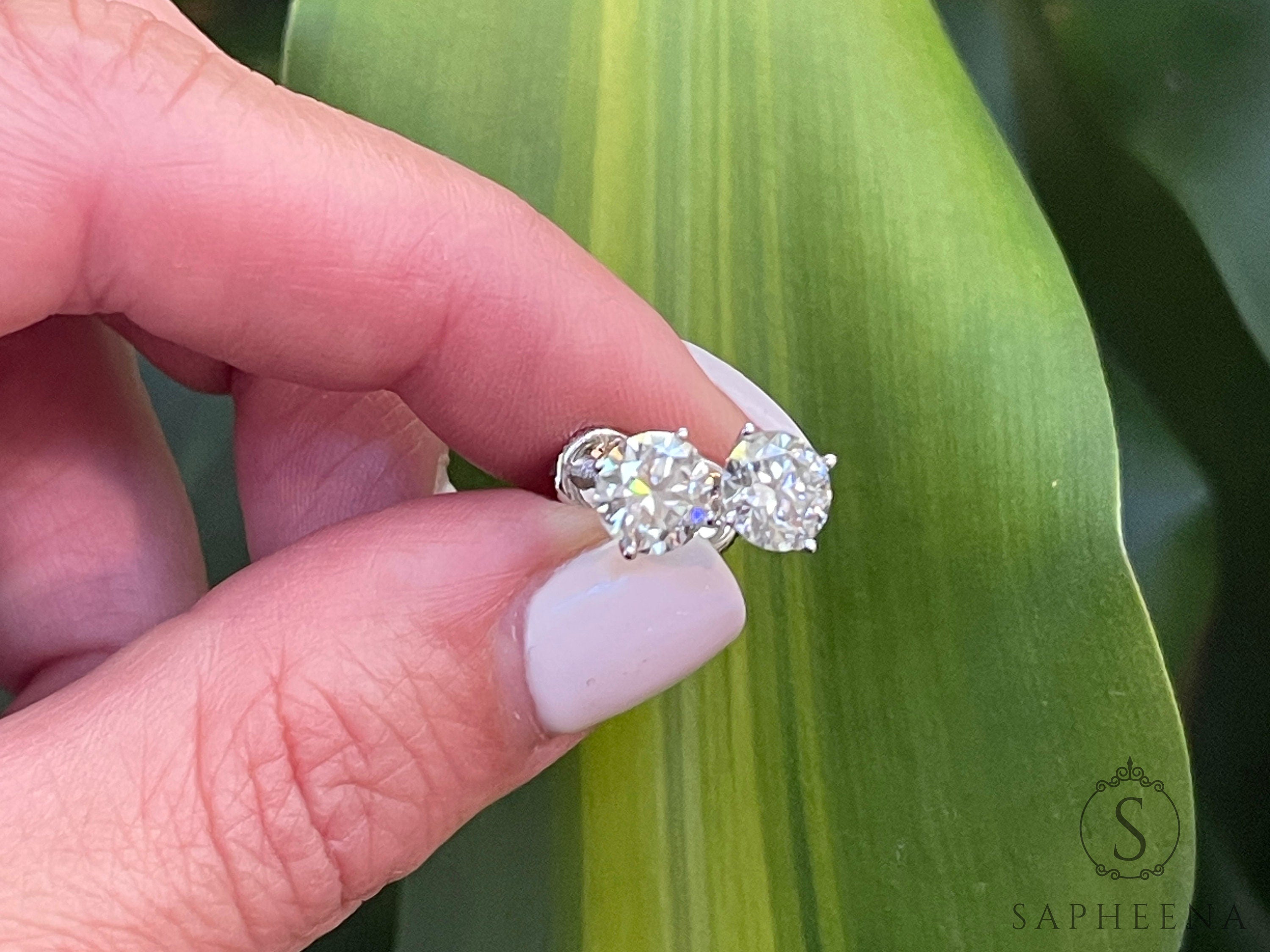 10K Gold Moissanite Stud Earrings | Screw Back round Cut Solitaire | Everyday Diamond Alternative Earrings