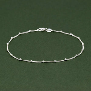 Elegant Sterling Silver Curb Chain Bracelet – Dainty Beaded Fine Jewelry Gift for Her.