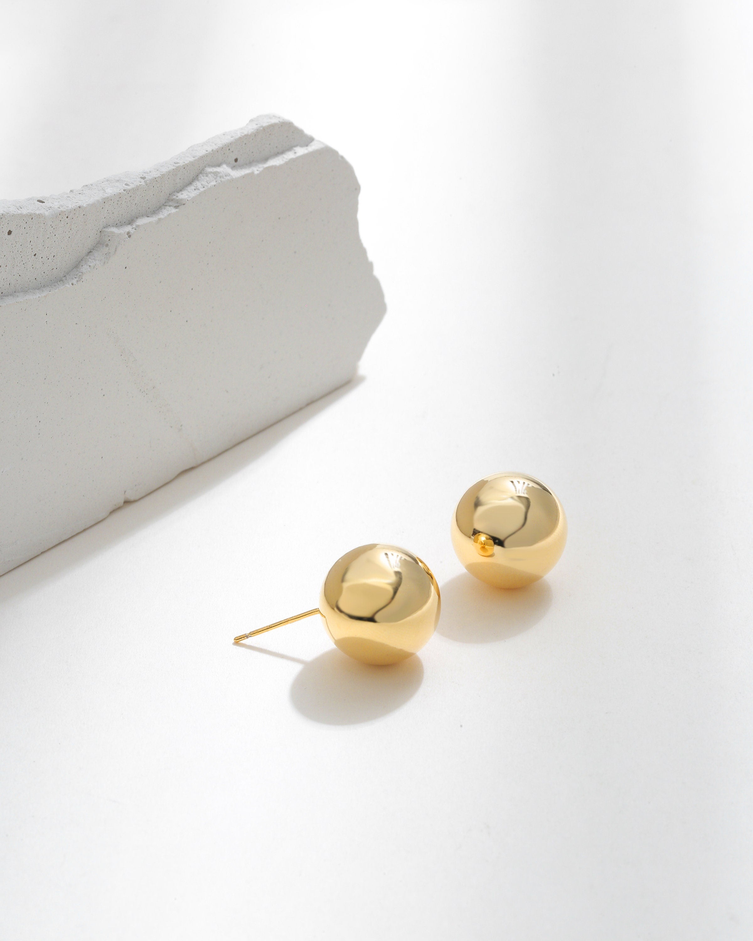 Simple Single Golden BALL Stud Earring