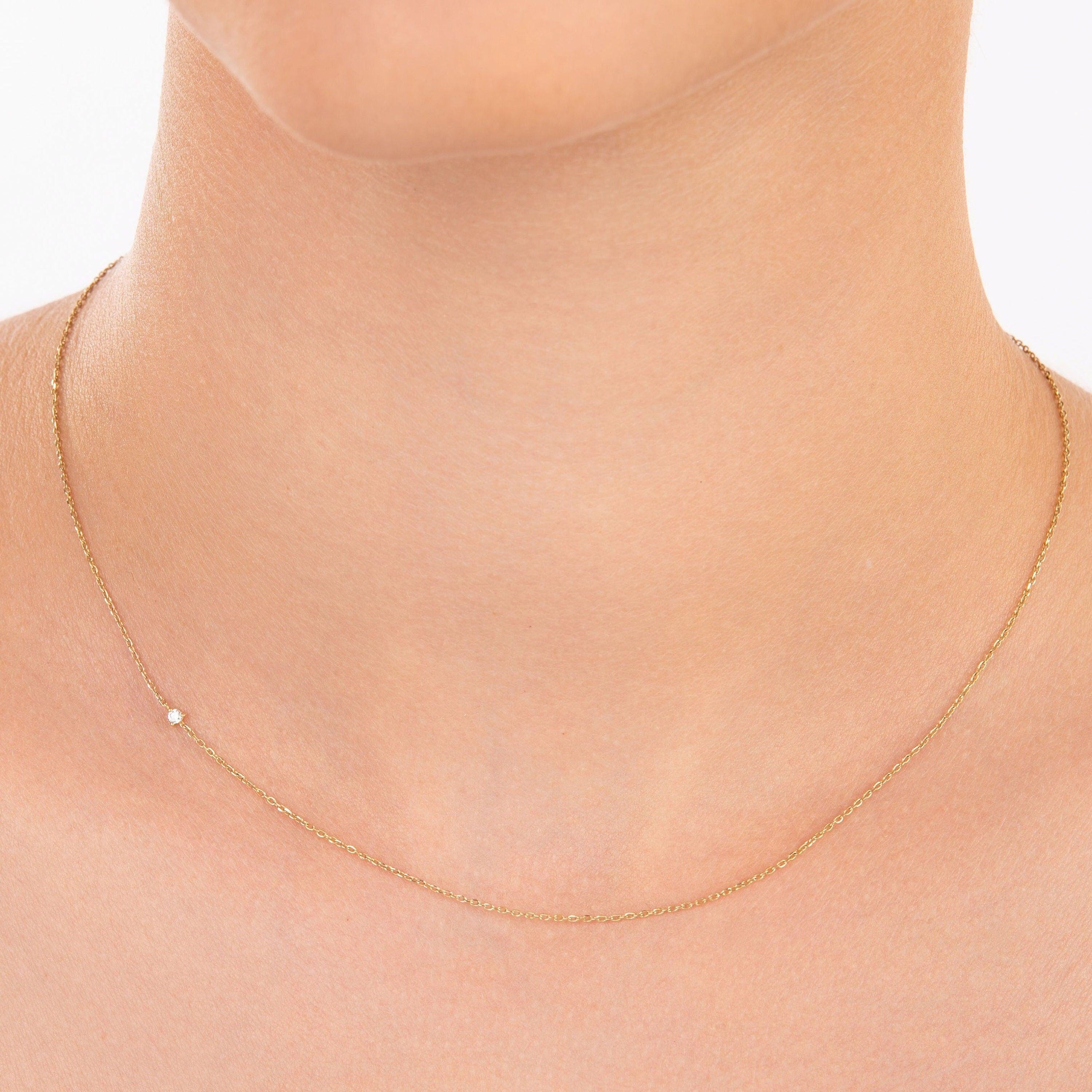 Elegant 14K Solid Gold Diamond Choker Necklace – Dainty Minimalist Two-Sided Pendant.