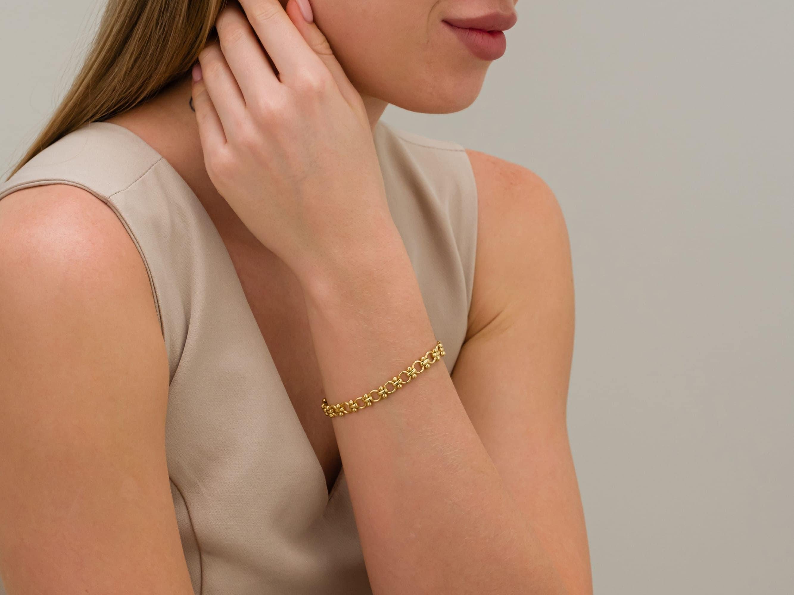 Exquisite 18K Gold Filled Dainty Chain Bracelet - Perfect for Stacking!.