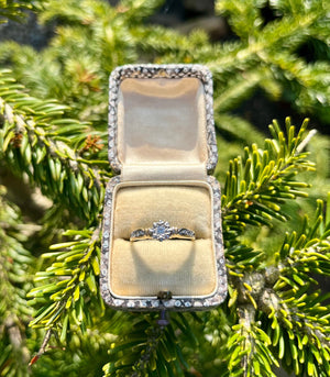 Vintage 9Ct Yellow Gold Diamond Starburst Engagement Ring (Size US 7 1/2)
