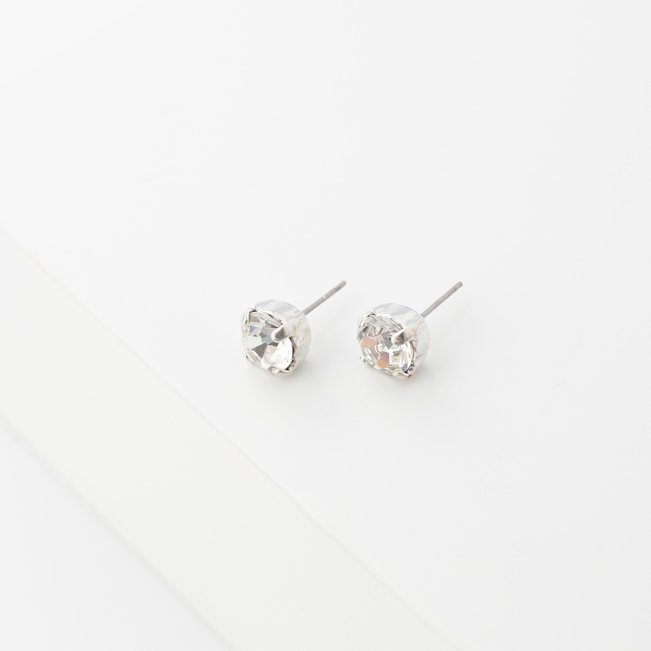 Silver Swarovski Crystal Stud Earrings - 8Mm Elegant Sparkle