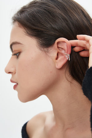 18K Gold Kite Diamond Ear Cuff: No Piercing Needed