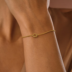 Stunning 14K Gold Love Knot Bracelet for Couples - Elegant Friendship Snake Chain Gift.
