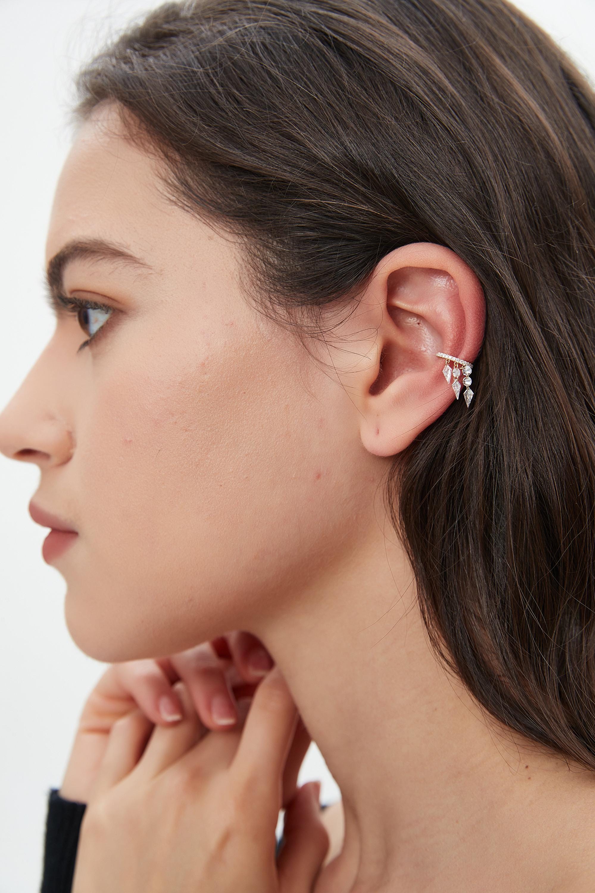 18K Gold Kite Diamond Ear Cuff: No Piercing Needed
