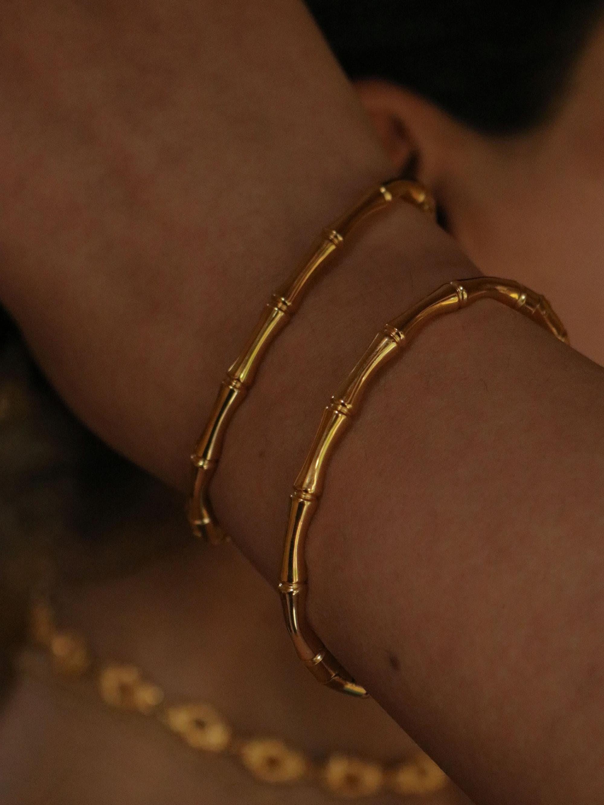 Elegant 18K Gold Bamboo Bangle - Chunky Minimalist Oval Bracelet, Perfect for Stacking!.