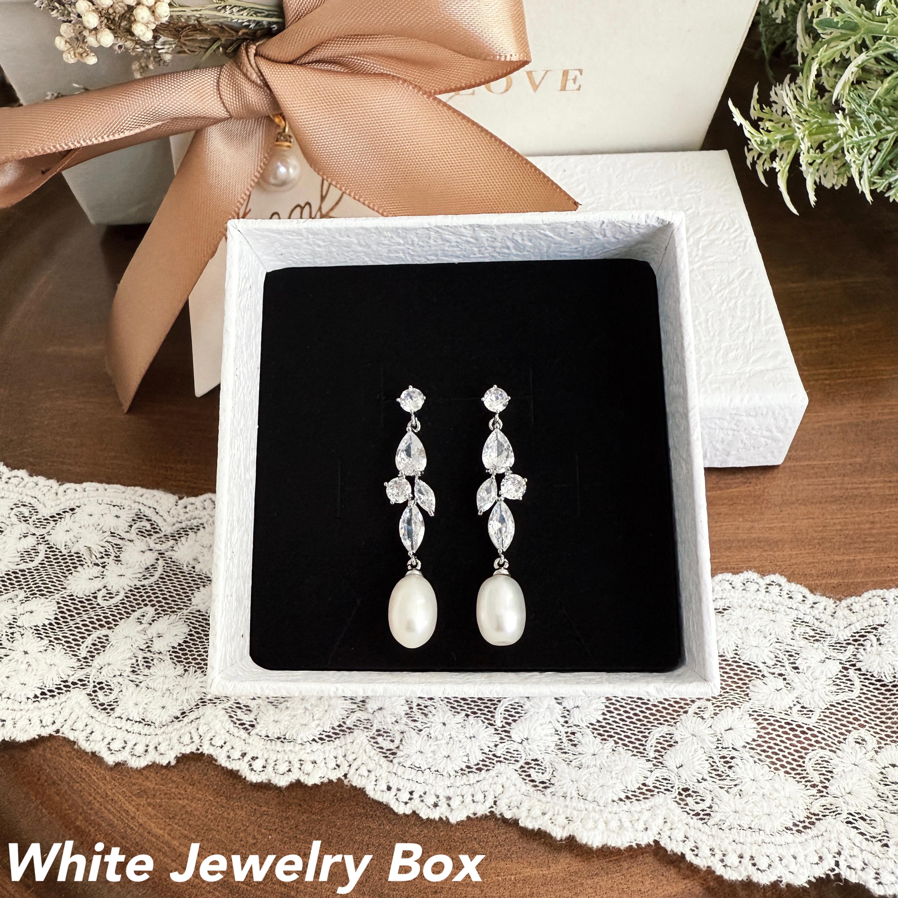Diamond Pearl Drop Earrings,Freshwater Pearl Earrings,Crystal Bridal Earrings,Gold Leaf Diamond Earrings,Wedding Earrings,Bridesmaid Gift