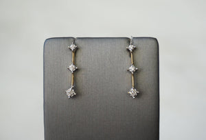 3-Diamond Straight Line Earrings / Vintage Estate 1990S 14K Gold 0.10TCW Brilliant Diamond Three-Stone Straight Line Dangle Drop Earrings