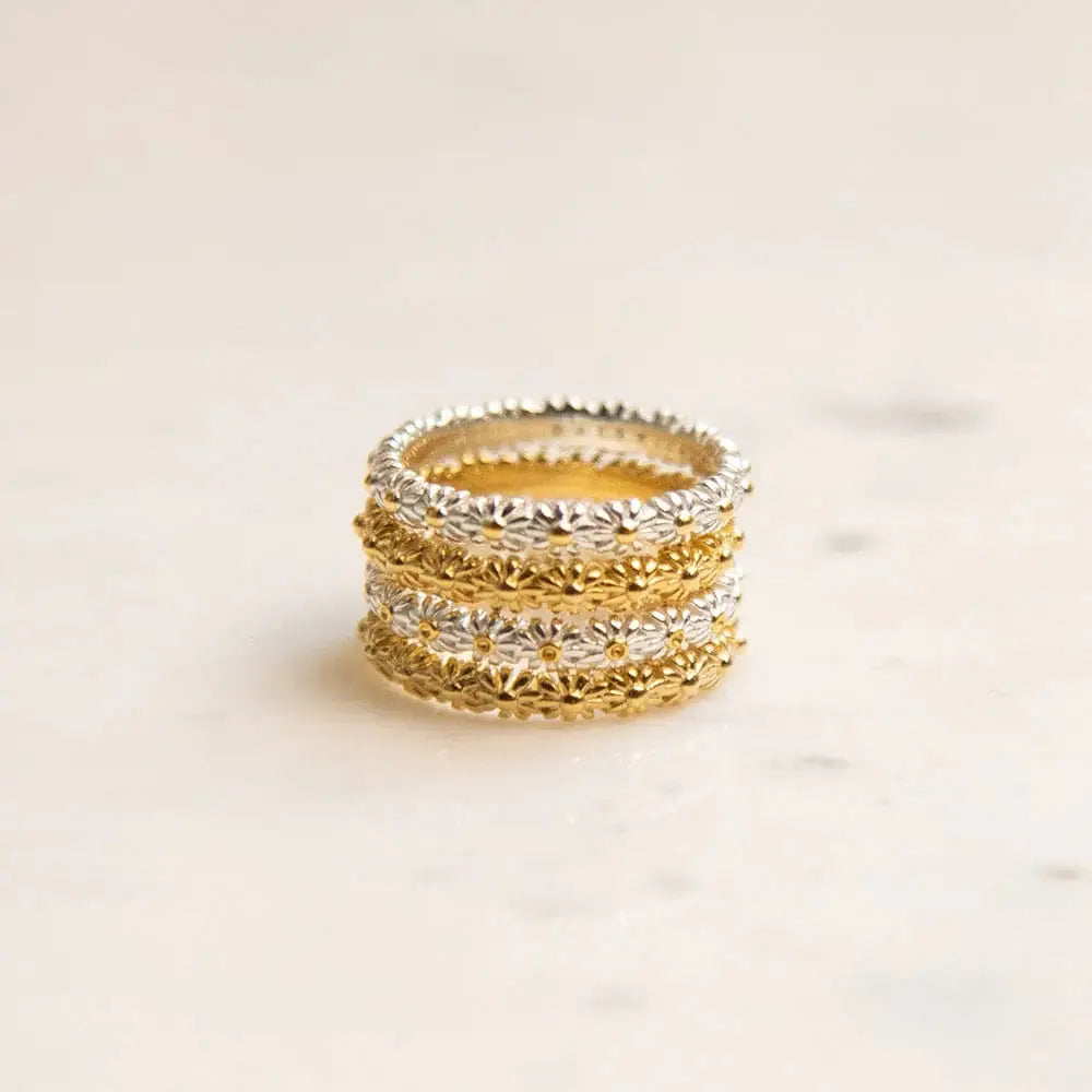 Iota Daisy Ring 18Ct Gold Plate