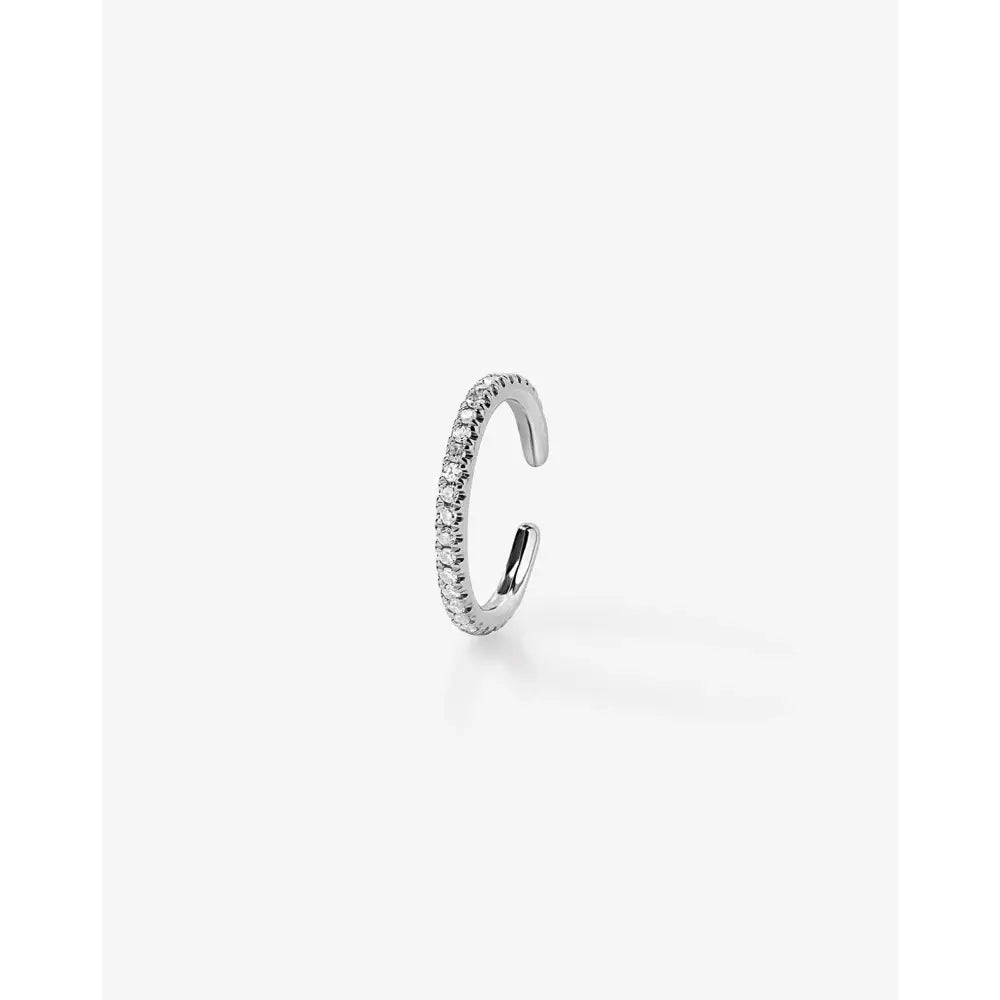 Radiant Diamond Ear Cuff: Elevate Your Elegance.