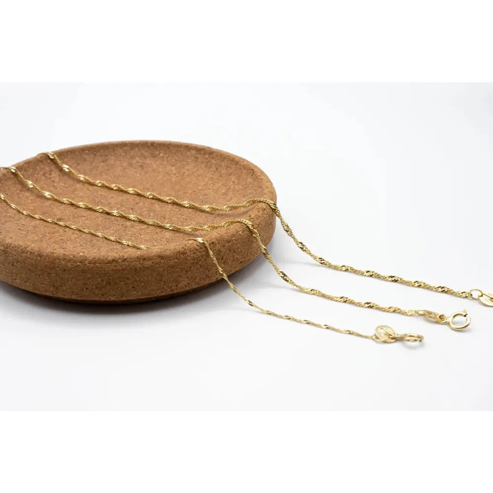 Stunning 10K Solid Gold Twisted Chain Bracelet - Elegant Singapore Design, Perfect Minimalist Gift for Her!.