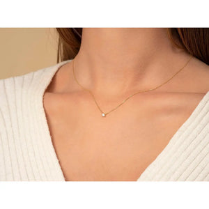 Stunning 14K Gold Diamond Solitaire Necklace – Elegant Dainty Floating Design for Effortless Minimalist Style.