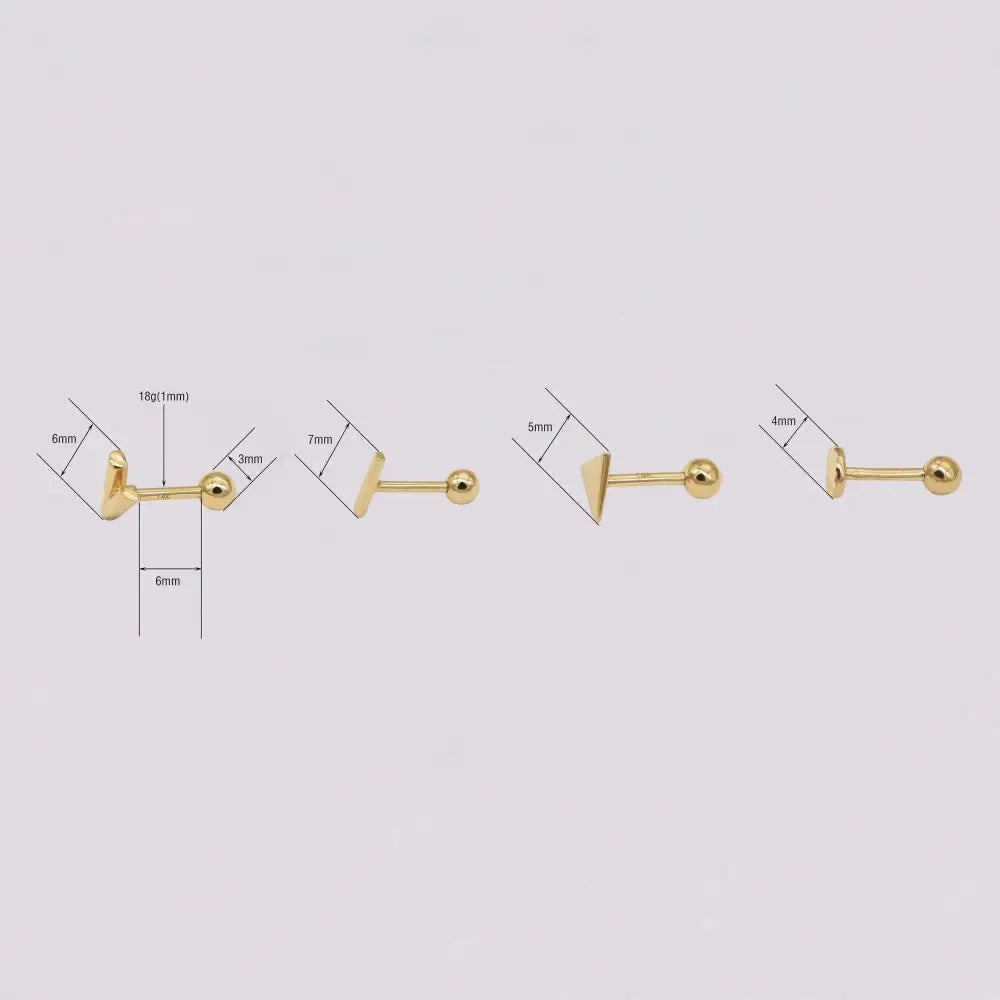 Stunning 14K Gold Leaf Helix Hoop Earring – Nature-Inspired Elegance for Everyday and Special Occasions.