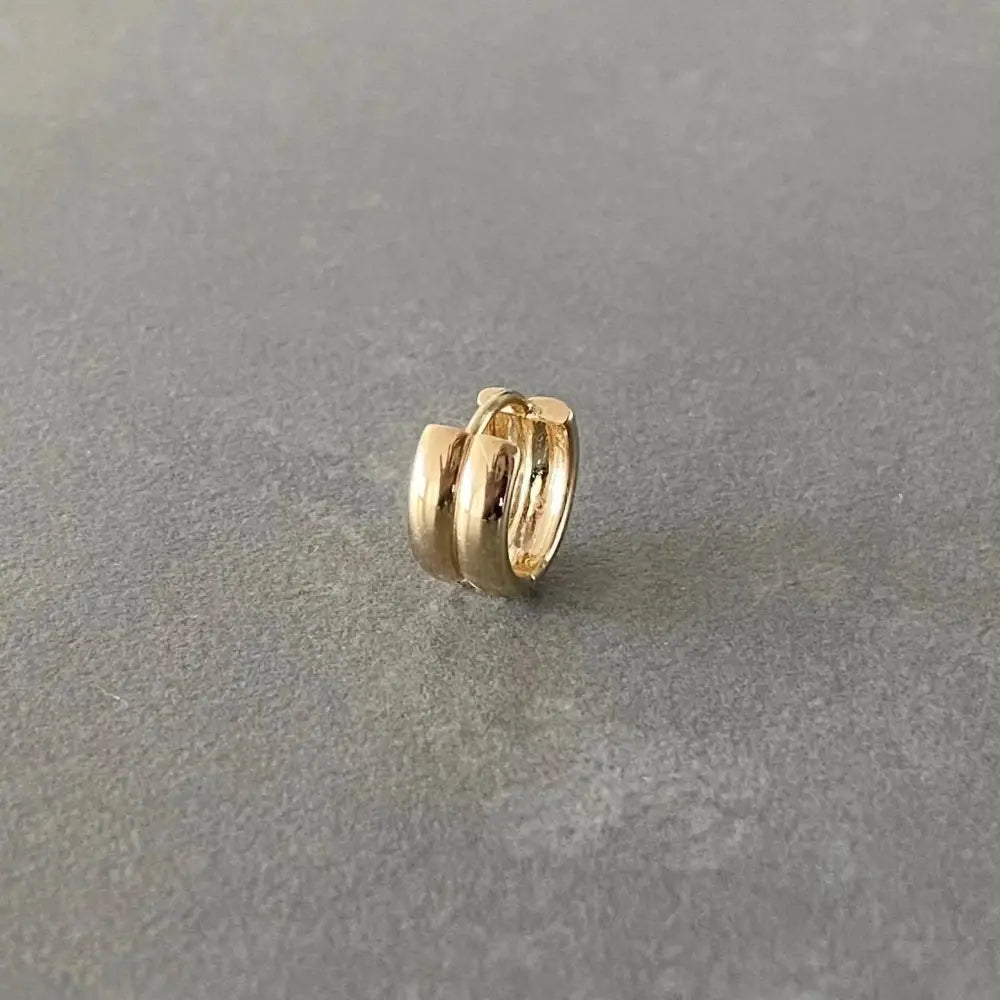 Stunning 14K Solid Gold Chunky Huggie Earrings - Fashionable 11mm Hinged Gold Hoops.