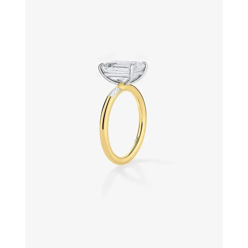 Stunning 3.56ct Emerald & Diamond Cloud Inlay Baguette Ring in 14K Gold - Perfect Engagement Ring!.
