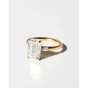 Stunning 3.56ct Emerald & Diamond Cloud Inlay Baguette Ring in 14K Gold - Perfect Engagement Ring!.