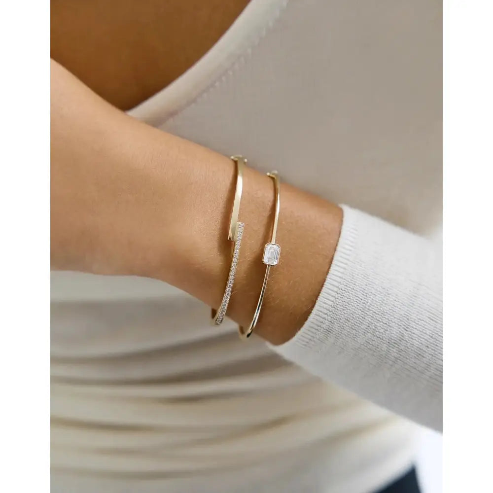 Stunning Emerald Lab Diamond Bangle - Timeless Elegance Awaits!.