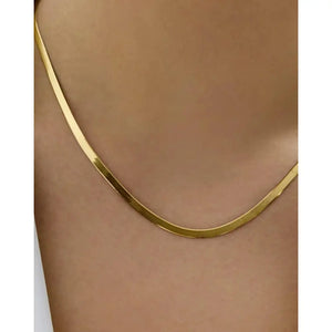 Stunning Herringbone Chain Necklace for Effortless Elegance.