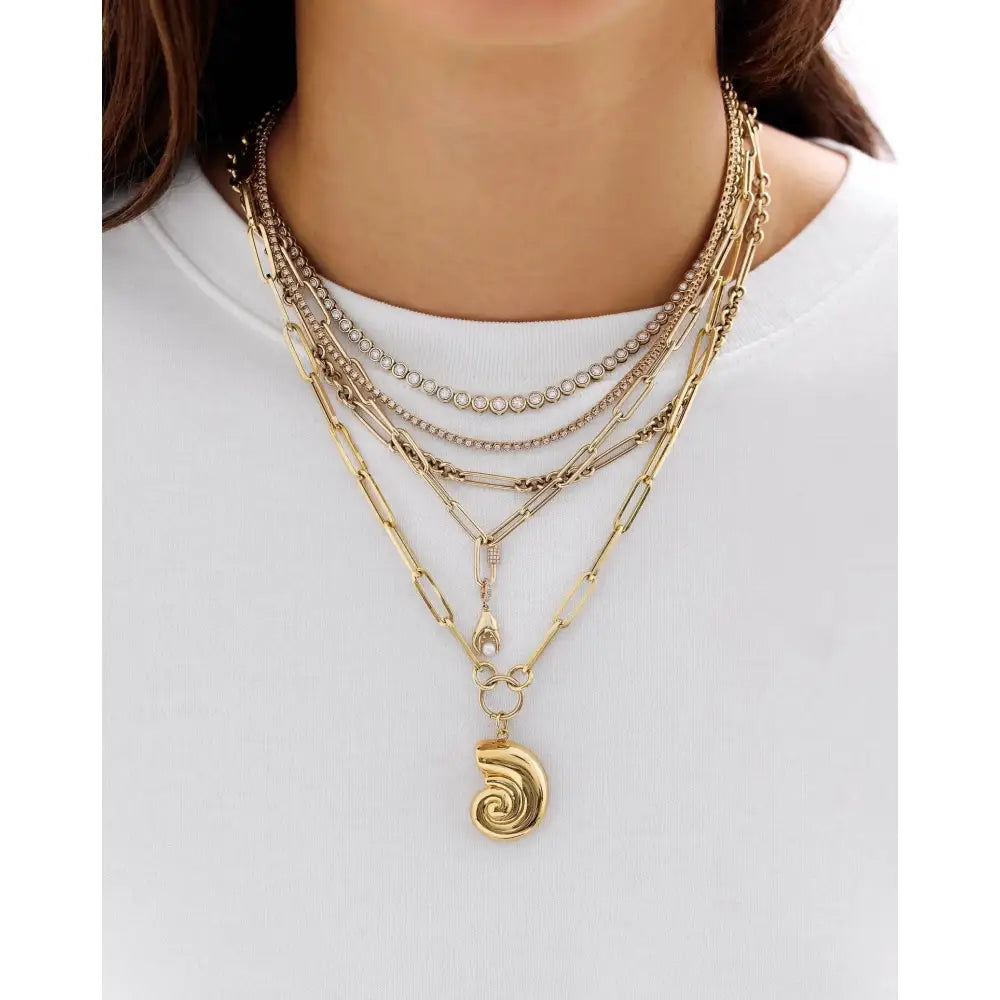 Stunning Nautilus Shell Pendant - Embrace Ocean Elegance.