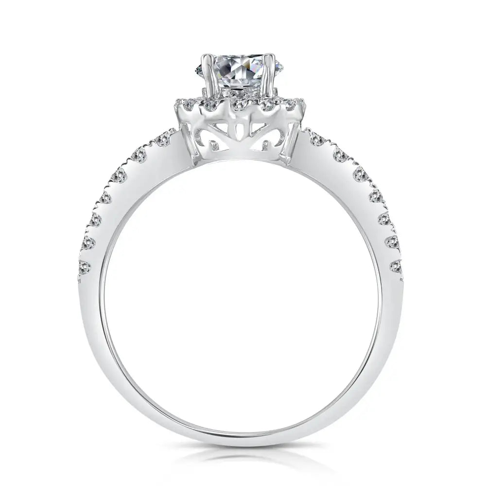 Timeless CZ Classic Solitaire Round Halo Engagement Ring – Perfect for Proposals, Weddings, and Anniversaries.
