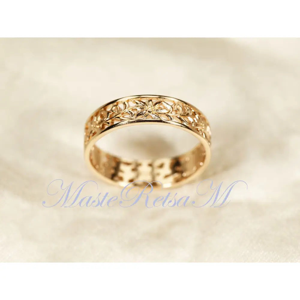 ZP160- Handmade Sterling Silver Openwork Pattern Floral Ring: 18K Gold Vermeil Vintage Band
